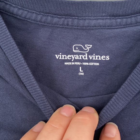 Vineyard vines long sleeve American flag whale print - Picture 4 of 4